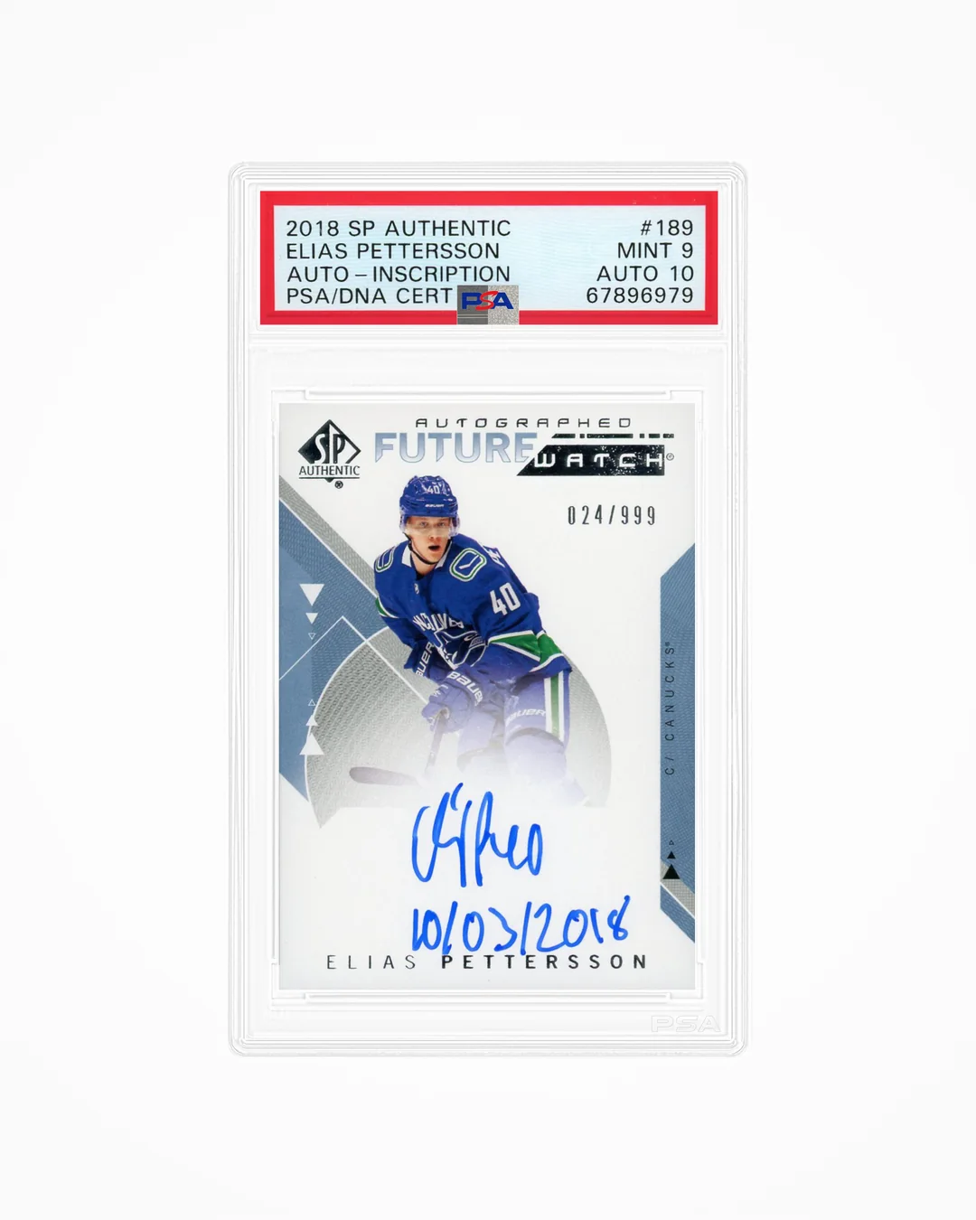 An Elias Pettersson autograph on a white Studio background